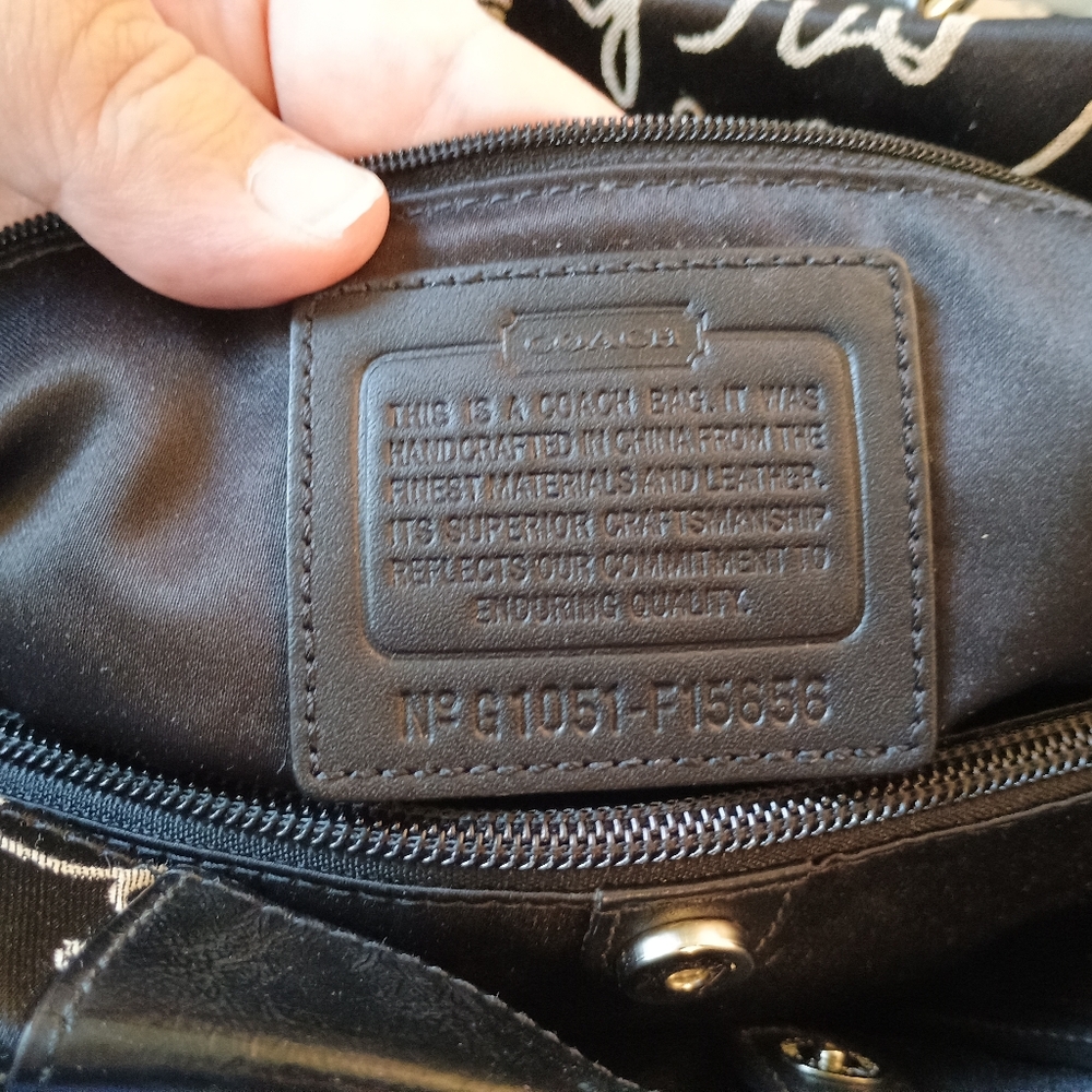 Coach Ashley Horse And Carriage Shoulder Bag - Picture 2 of 5